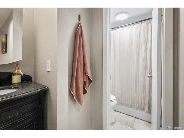 1270 N Marion St 406, Denver, CO 80218
