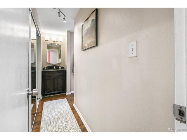 1270 N Marion St 406, Denver, CO 80218
