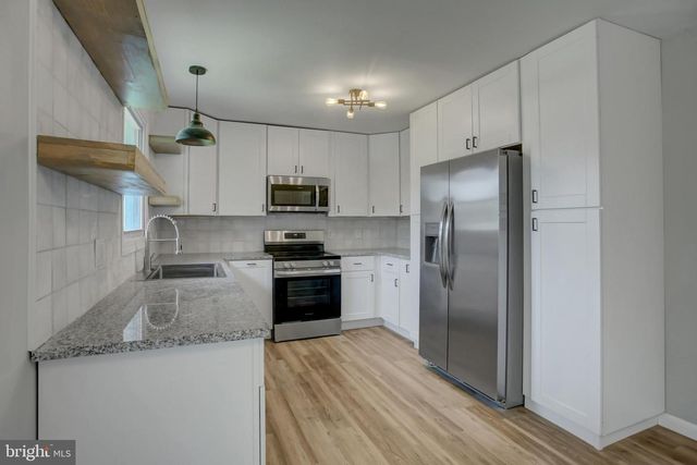 9807 POSSUM HOLLOW ROAD, Shippensburg, PA 17257