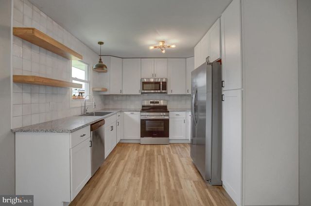 9807 POSSUM HOLLOW ROAD, Shippensburg, PA 17257
