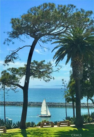 2824 Ocean Boulevard, Corona Del Mar, CA 92625