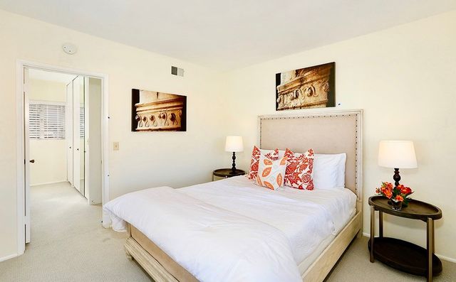 2824 Ocean Boulevard, Corona Del Mar, CA 92625