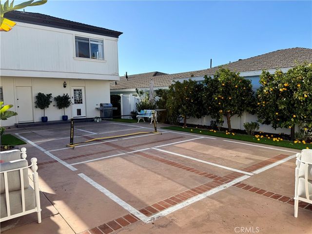 2824 Ocean Boulevard, Corona Del Mar, CA 92625