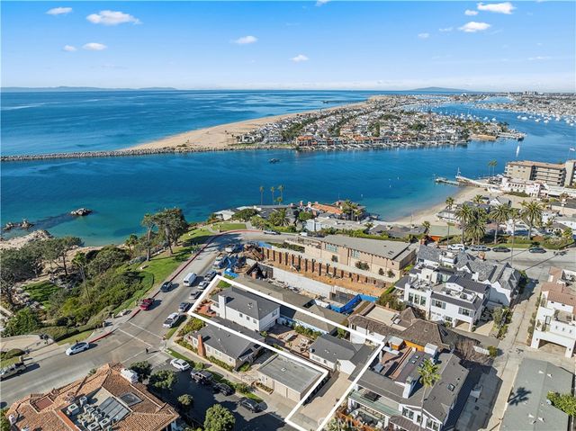 2824 Ocean Boulevard, Corona Del Mar, CA 92625