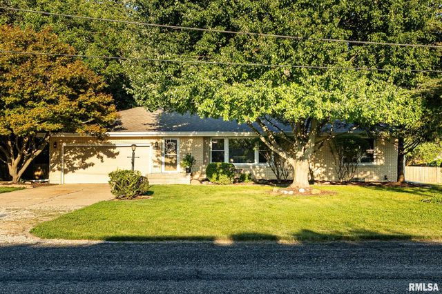 5802 N HUMBOLDT Avenue, Peoria, IL 61614