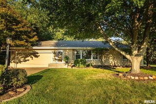 5802 N HUMBOLDT Avenue, Peoria, IL 61614