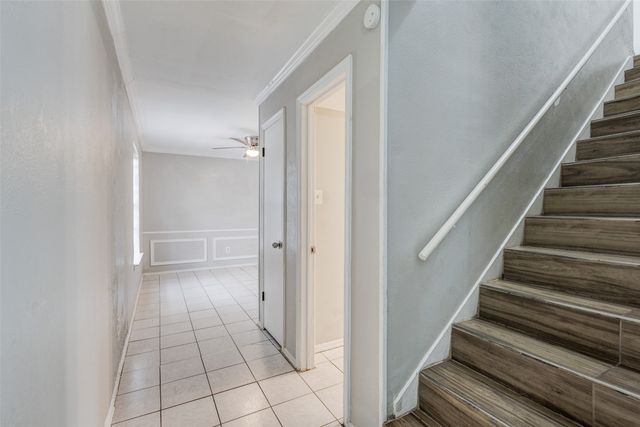 2904 S Fielder Road, Arlington, TX 76015