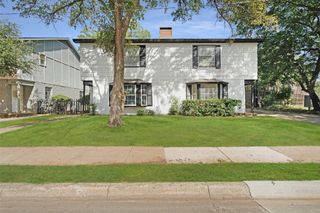 2904 S Fielder Road, Arlington, TX 76015