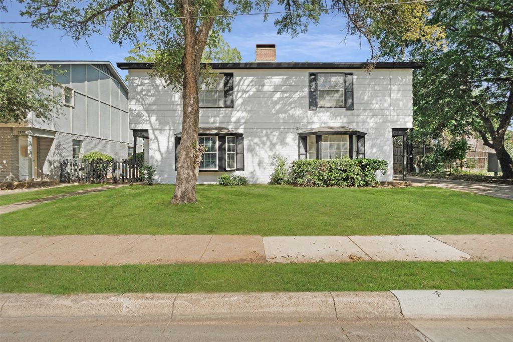 2904 S Fielder Road, Arlington, TX 76015