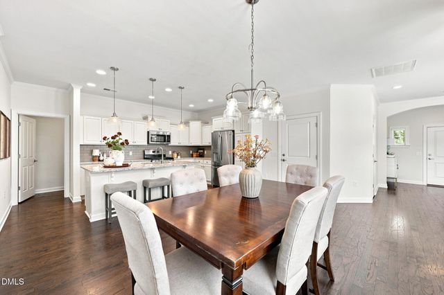 1407 Abbotsford Way, Cary, NC 27519