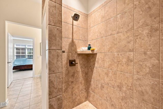 1407 Abbotsford Way, Cary, NC 27519