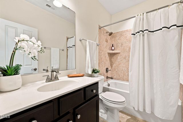 1407 Abbotsford Way, Cary, NC 27519