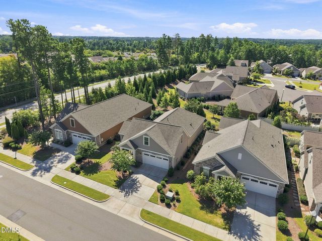 1407 Abbotsford Way, Cary, NC 27519