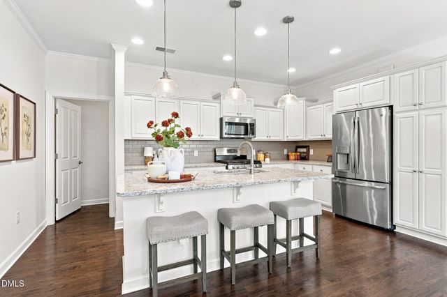 1407 Abbotsford Way, Cary, NC 27519