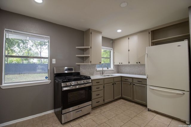143 LANGFORD PL, San Antonio, TX 78221