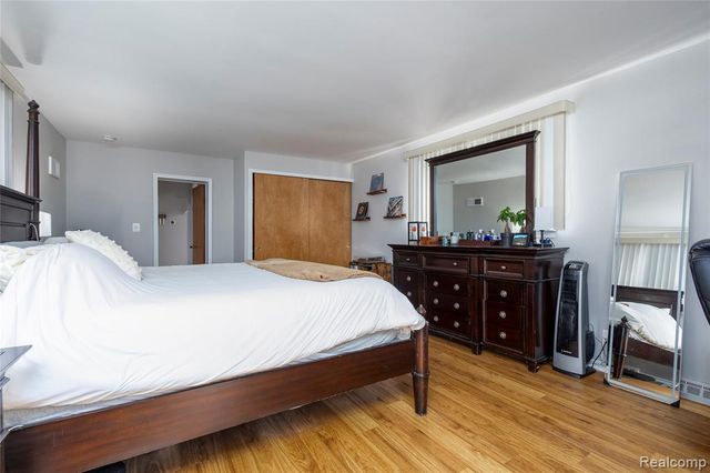 3409 Devon Road, Royal Oak, MI 48073