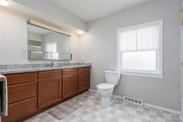 3409 Devon Road, Royal Oak, MI 48073