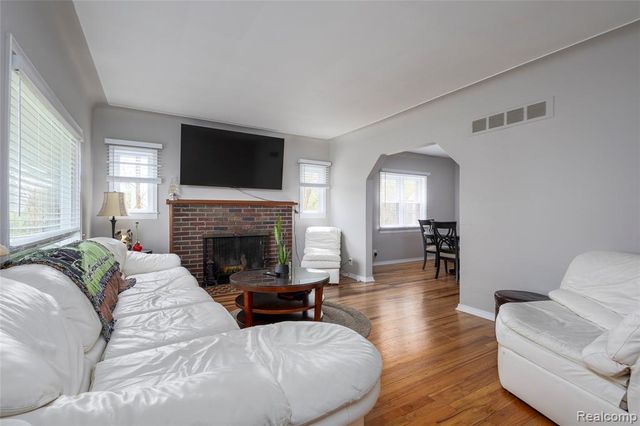 3409 Devon Road, Royal Oak, MI 48073