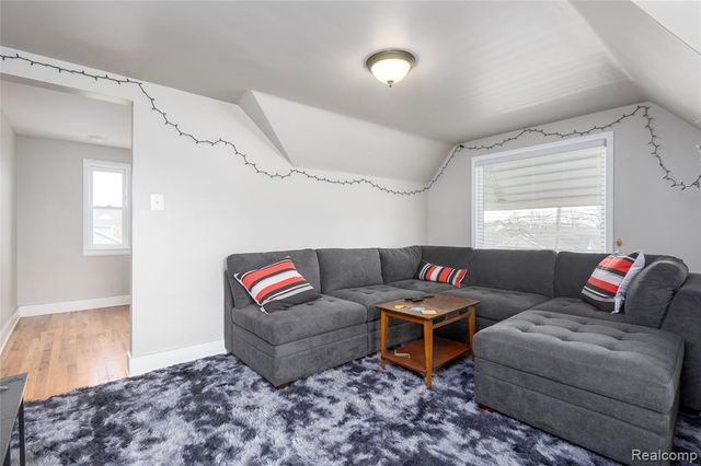 3409 Devon Road, Royal Oak, MI 48073
