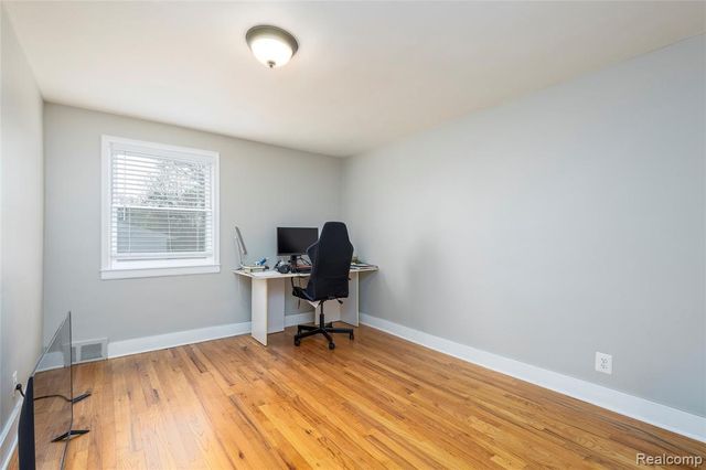 3409 Devon Road, Royal Oak, MI 48073