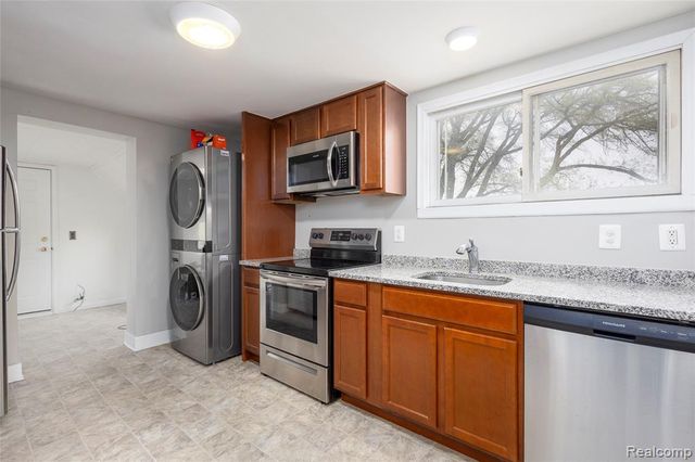 3409 Devon Road, Royal Oak, MI 48073