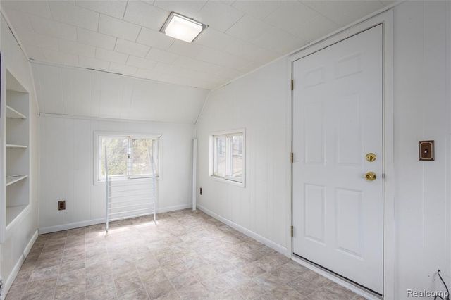 3409 Devon Road, Royal Oak, MI 48073