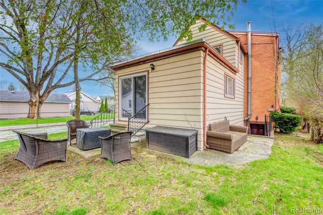3409 Devon Road, Royal Oak, MI 48073