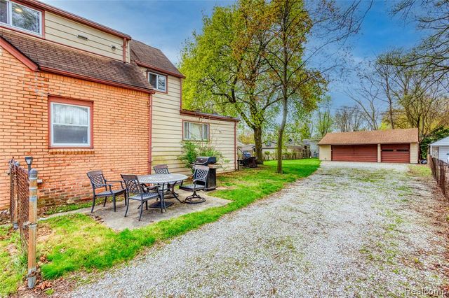 3409 Devon Road, Royal Oak, MI 48073