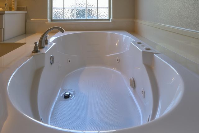 384 Robert Trent Jones Boulevard, Eagle Point, OR 97524