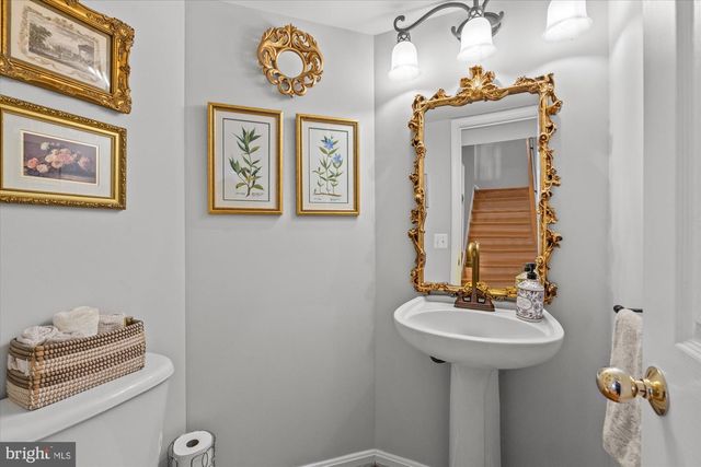 326 CAMERON STATION BLVD, Alexandria, VA 22304