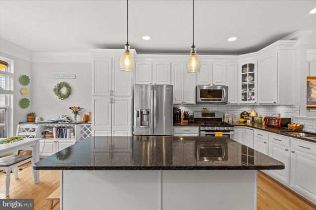 326 CAMERON STATION BLVD, Alexandria, VA 22304