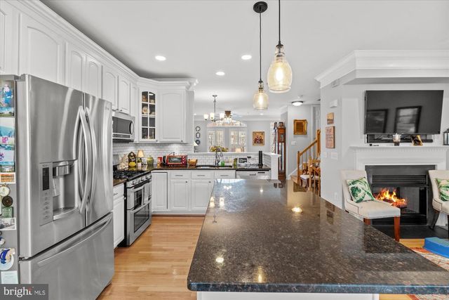 326 CAMERON STATION BLVD, Alexandria, VA 22304