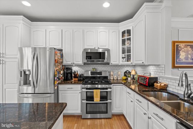 326 CAMERON STATION BLVD, Alexandria, VA 22304