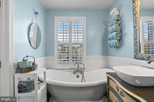 326 CAMERON STATION BLVD, Alexandria, VA 22304