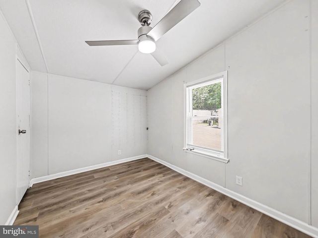 28 CASTLE CT, Stafford, VA 22554