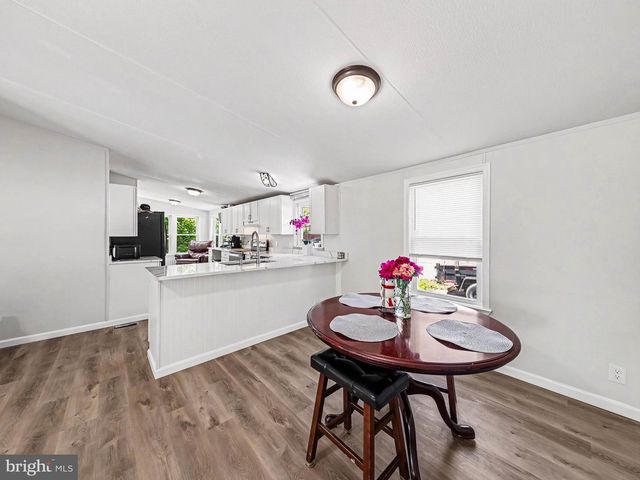 28 CASTLE CT, Stafford, VA 22554