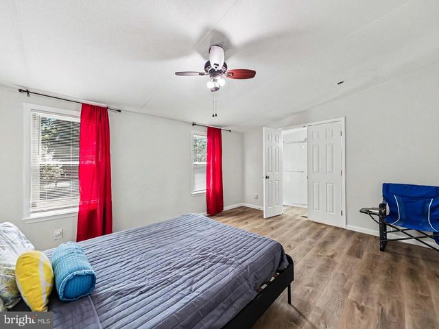 28 CASTLE CT, Stafford, VA 22554