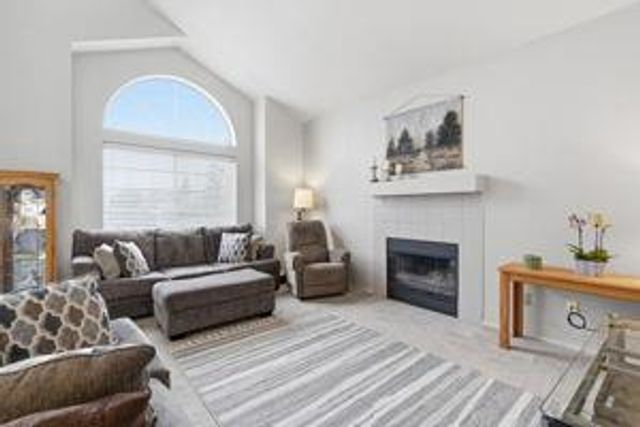 2030 Hyannis Cir, Manteca, CA 95336