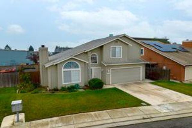 2030 Hyannis Cir, Manteca, CA 95336