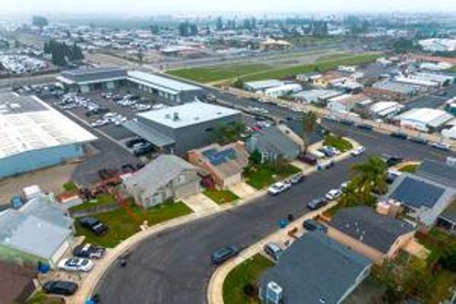 2030 Hyannis Cir, Manteca, CA 95336