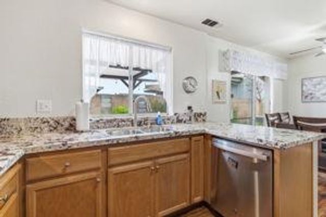 2030 Hyannis Cir, Manteca, CA 95336