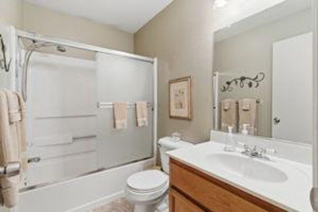 2030 Hyannis Cir, Manteca, CA 95336