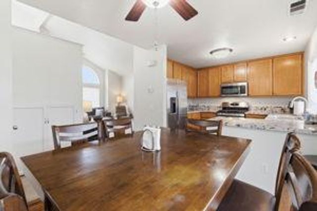 2030 Hyannis Cir, Manteca, CA 95336