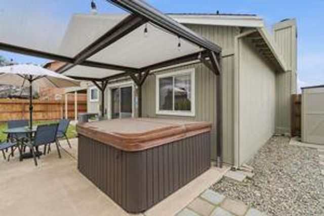 2030 Hyannis Cir, Manteca, CA 95336