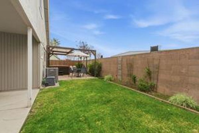 2030 Hyannis Cir, Manteca, CA 95336