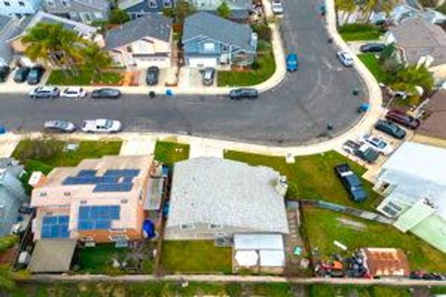 2030 Hyannis Cir, Manteca, CA 95336