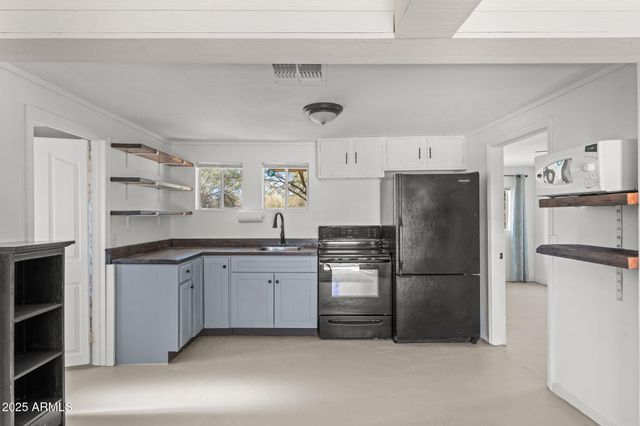 37200 S Rincon Road, Wickenburg, AZ 85390