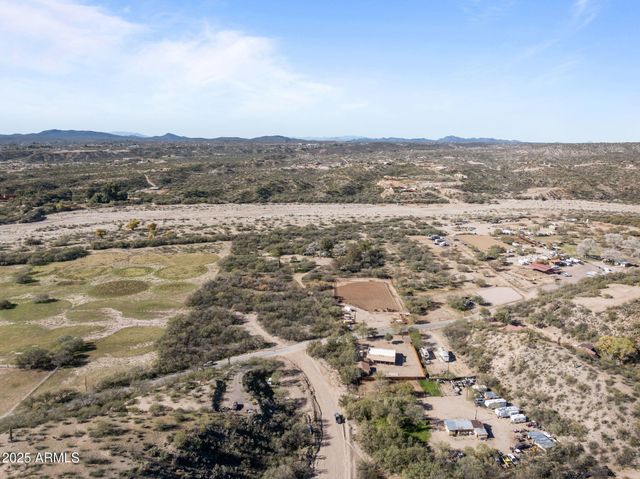 37200 S Rincon Road, Wickenburg, AZ 85390