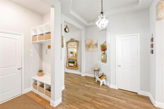 419 Barrios Bay Lane, La Porte, TX 77571