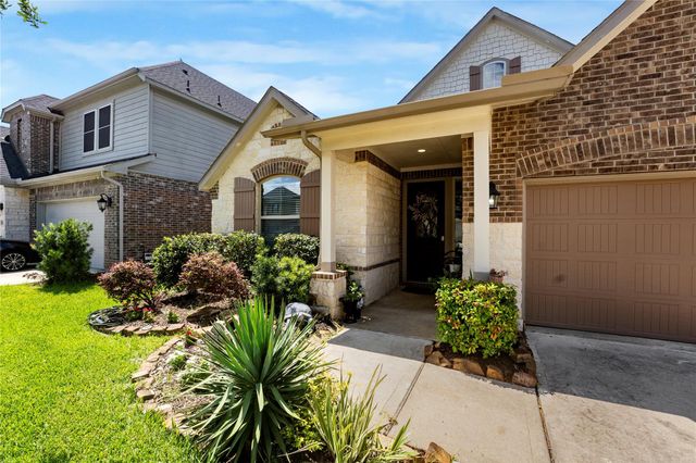 419 Barrios Bay Lane, La Porte, TX 77571